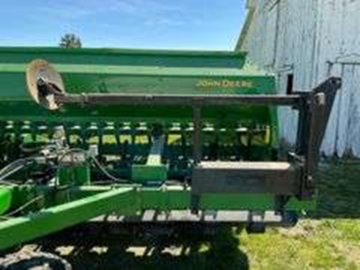john-deere-1590-image-5