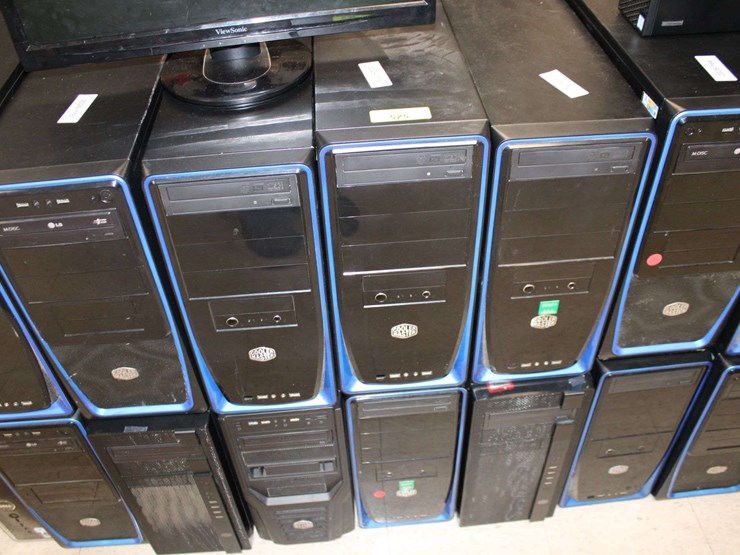 lot-of-17-destop-computers-&-flat-screen-monitor-image-5