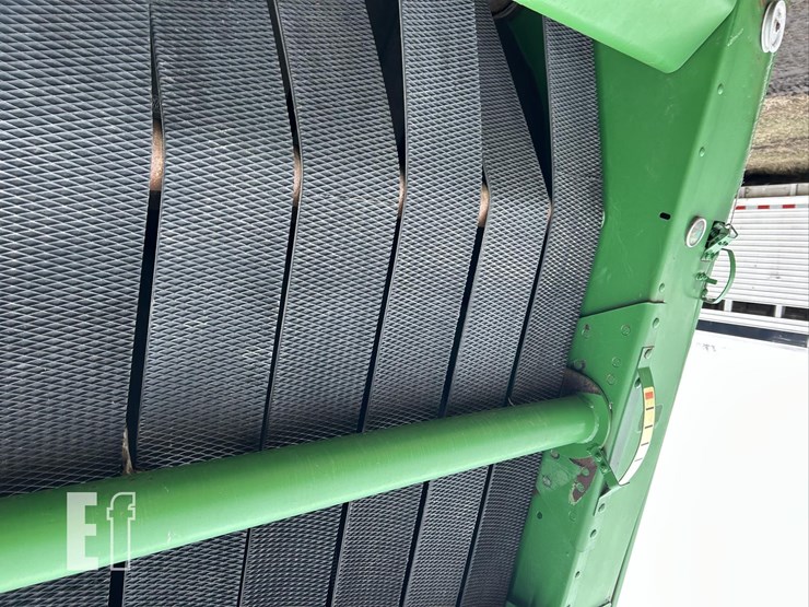 2002-john-deere-567-image-14