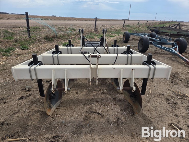 patriot-pivot-track-closer-image-2