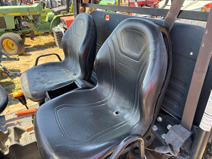 john-deere-825-image-10