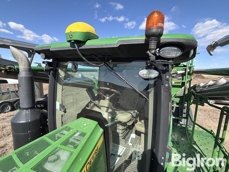 2020-john-deere-f4365-image-13