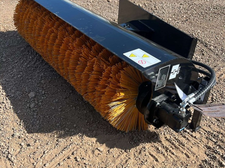 skid-steer-sweeper-(new/unused)-image-2