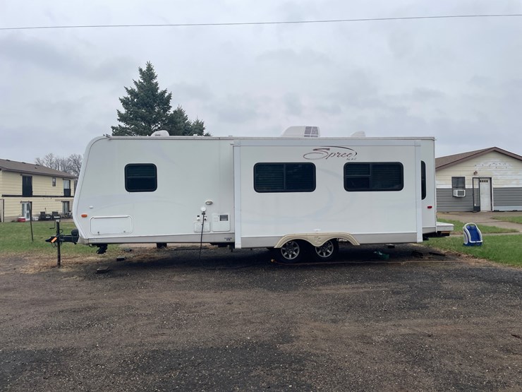 #7050-•-2010-spree-lx-superlite-camper-(has-mn-title)-image-2