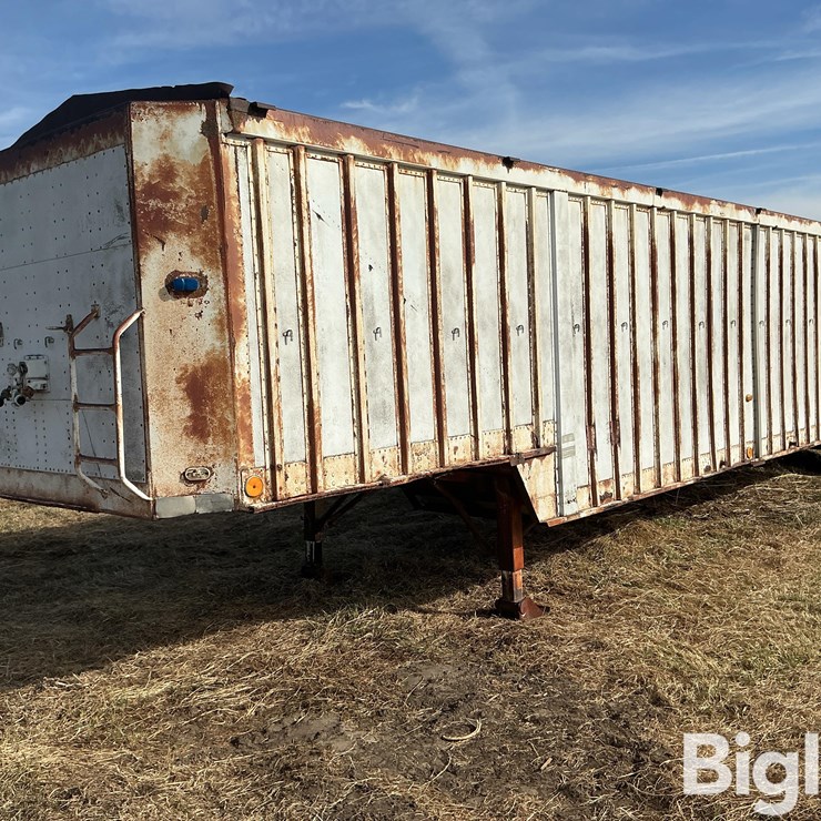 1973 HOBBS GRAIN TRAILER