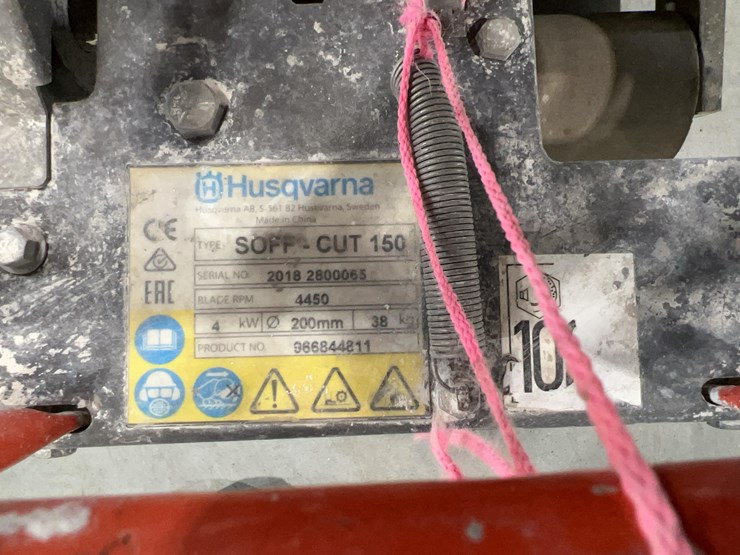 2018-husqvarna-soft-cut-x150-saw-image-10