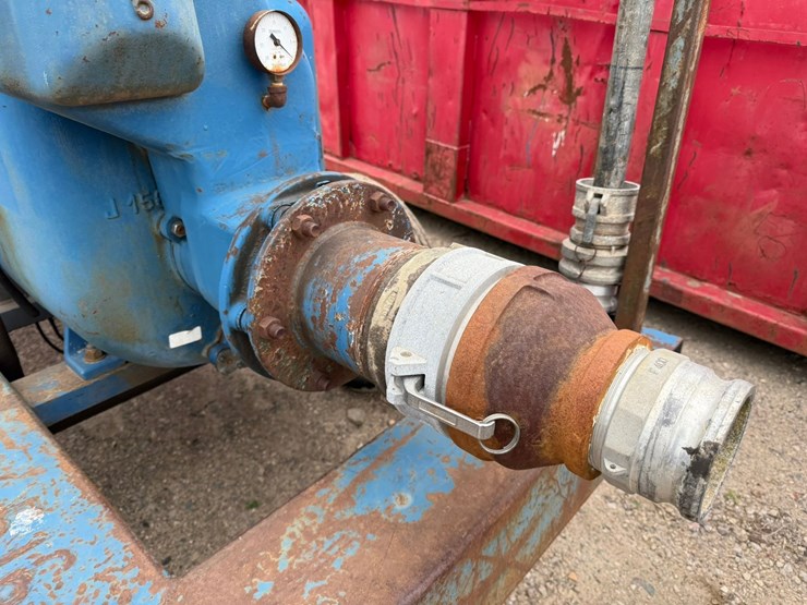 #3890-•-towable-water-pump-image-25