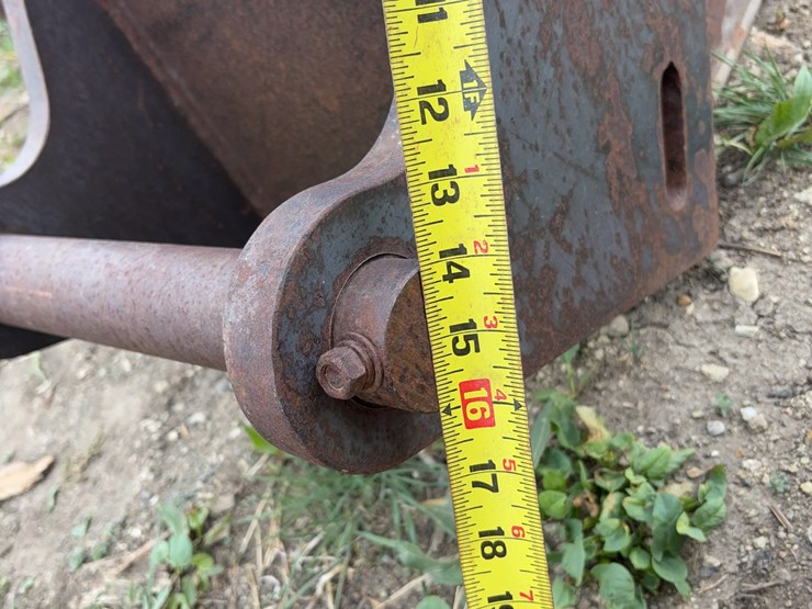 at1011631-bucket-image-9