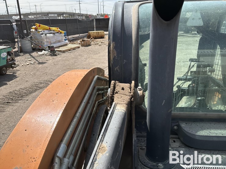 2019-case-tv370-image-18