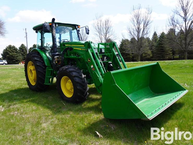 2018-john-deere-6105e-image-3