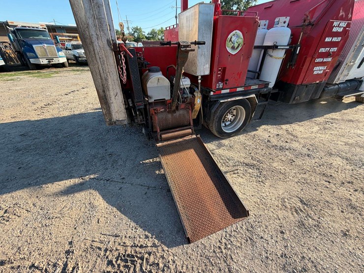 2006-international-durastar-4300-image-28