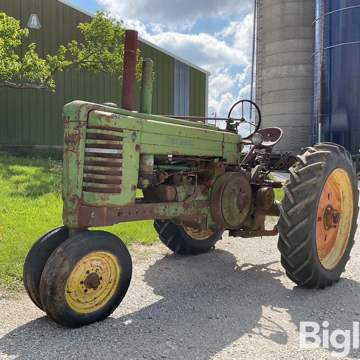 1945 JOHN DEERE A