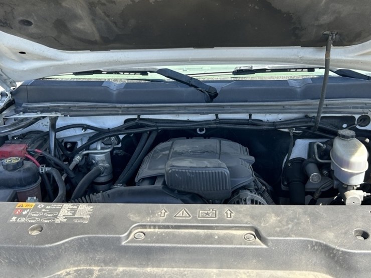 2012-chevrolet-silverado-2500-image-45