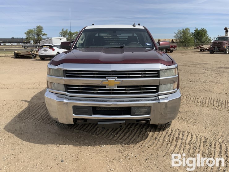 2015-chevrolet-silverado-2500-image-2