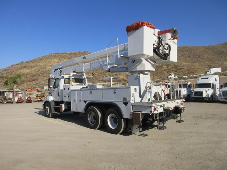 2016-freightliner-114sd-image-4