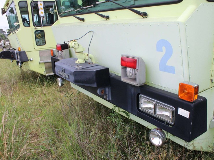 1991-oshkosh-t1500-image-4