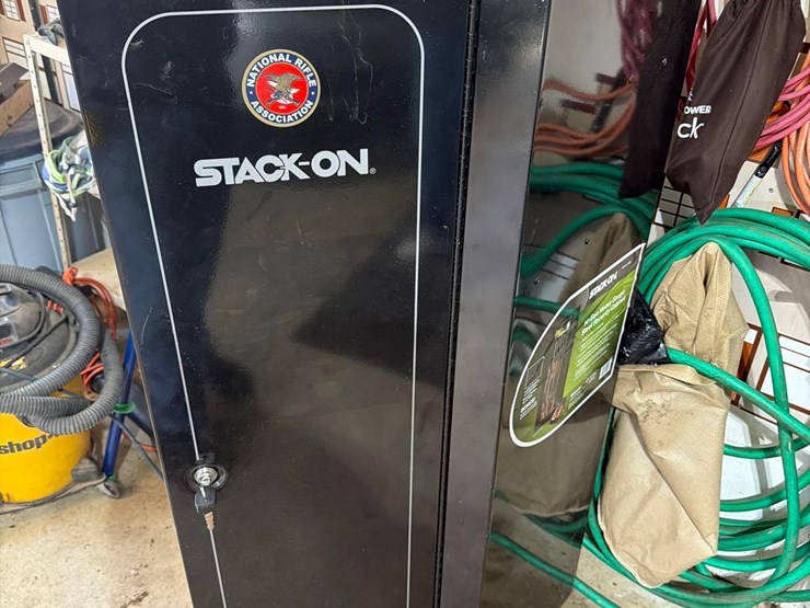 stack-on-14-gun-safe-image-3