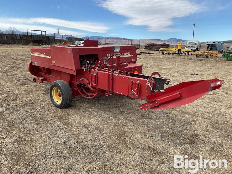 1990-new-holland-575-image-7