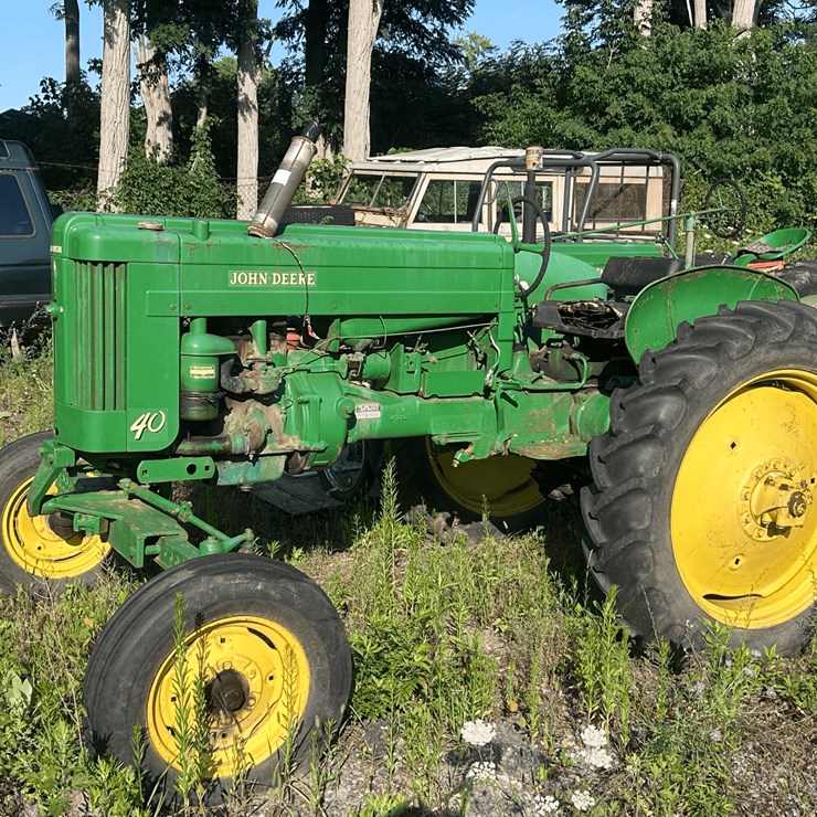 JOHN DEERE 40