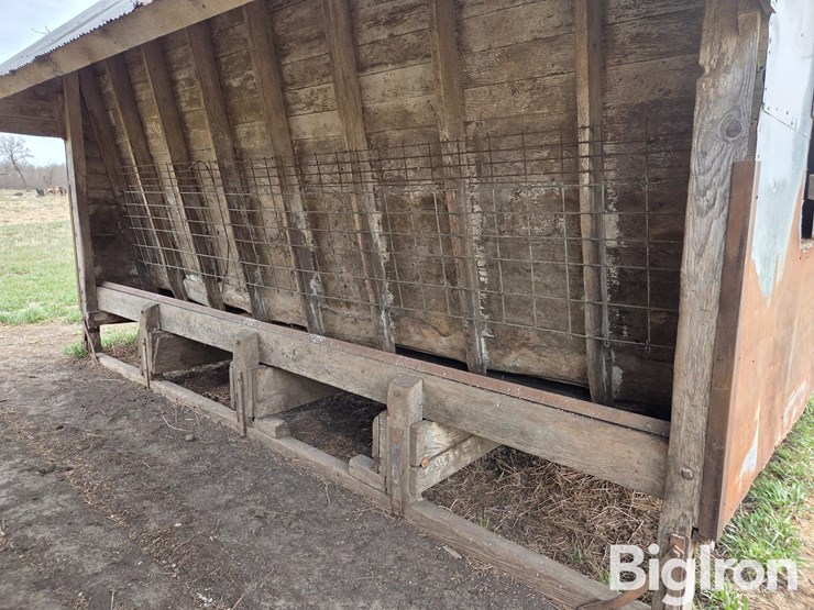shop-built-wood-livestock-feeder-image-7
