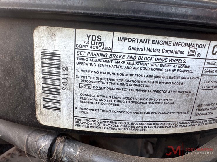 1995-chevrolet-cheyenne-3500-image-22