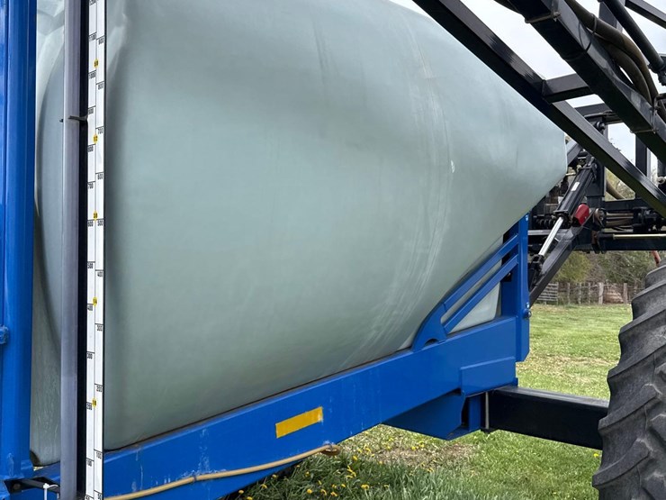 new-holland-s1070-image-22