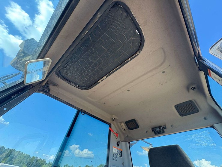 2018-kubota-kx080-4-image-13
