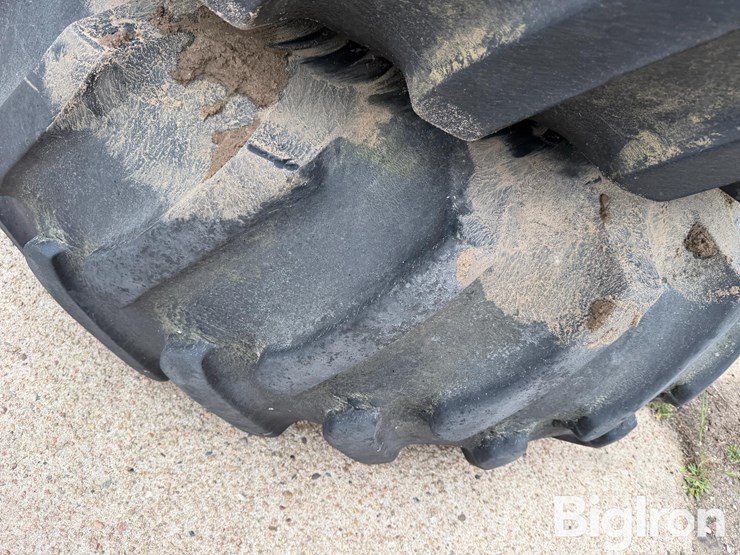 24.5-32-tires-&-rims-image-18
