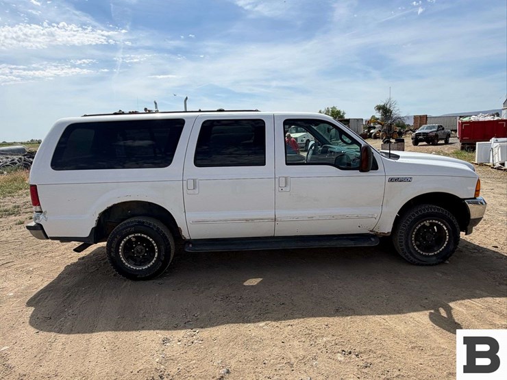 2000-ford-excursion-image-6