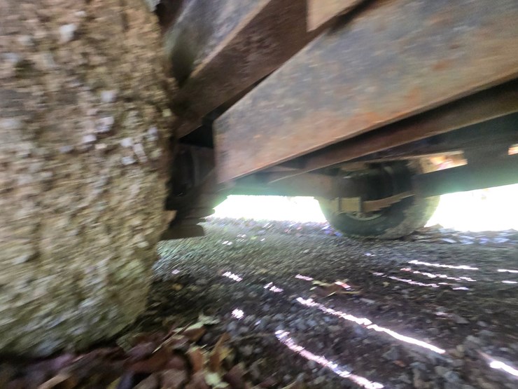 #24321-•-2009-p.j.-35'-flatbed-trailer-image-43