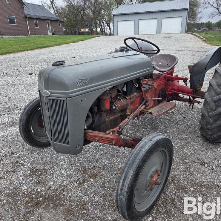 1950 FORD 8N