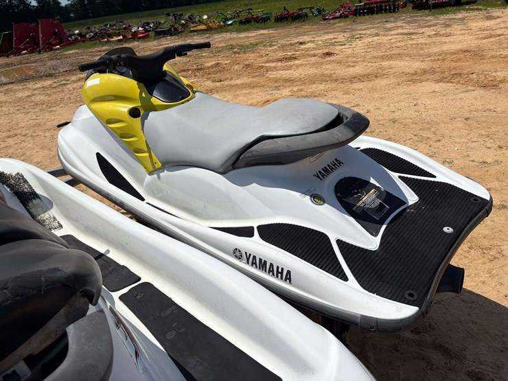 (2)-yamaha-jet-skis-&-trailer-image-26