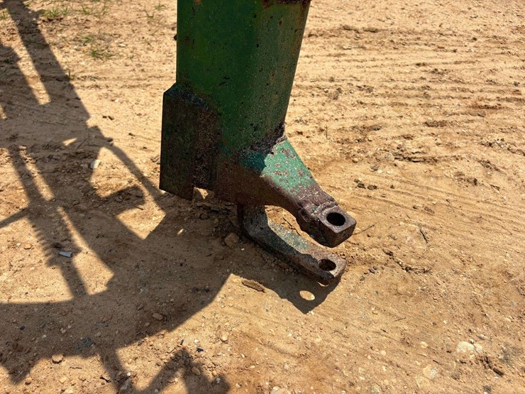 john-deere-660-image-13