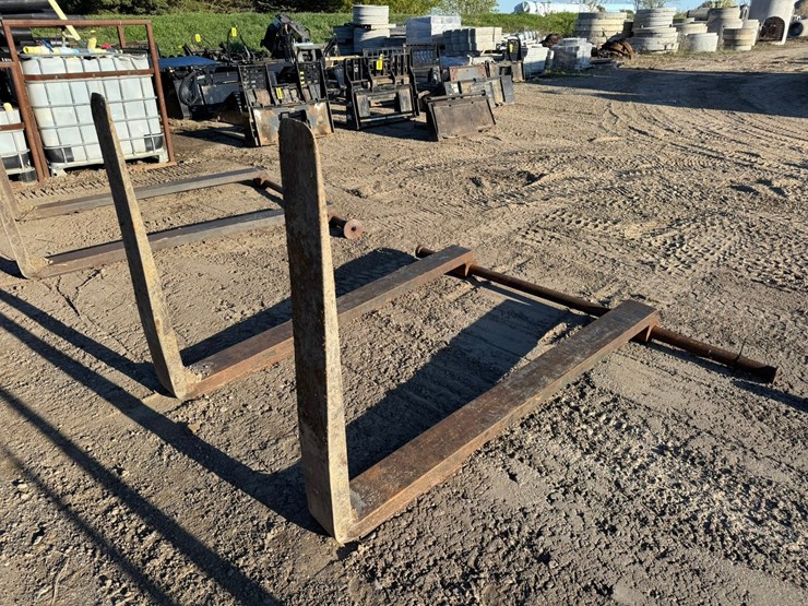 #3943-•-approx-48"-loader-forks-image-5