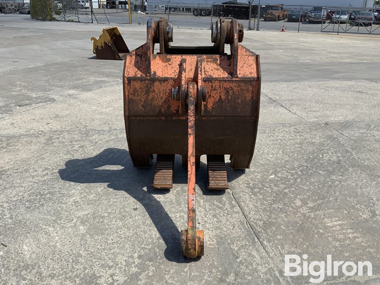komatsu-pc220-lc-6l-image-6