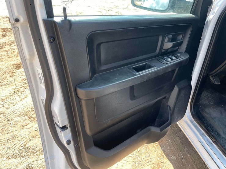 2014-dodge-ram-1500-image-9