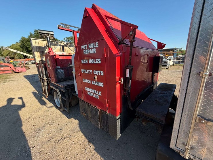 2006-international-durastar-4300-image-32