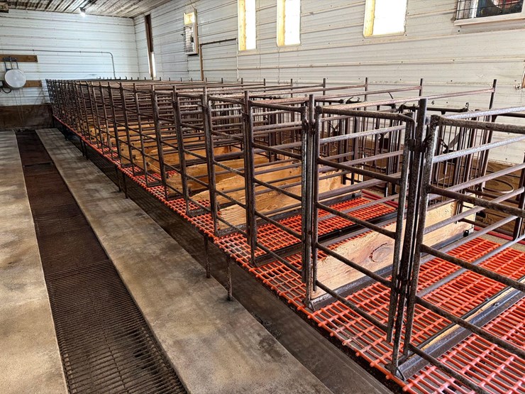 52-metal-calf-crates-image-2