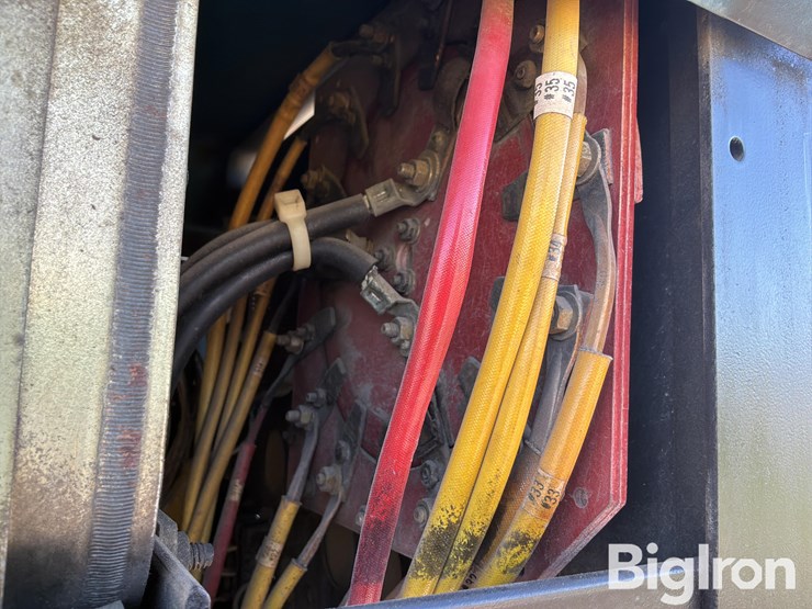 massey-ferguson-730-image-13