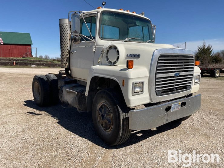 1988-ford-ln8000-image-3