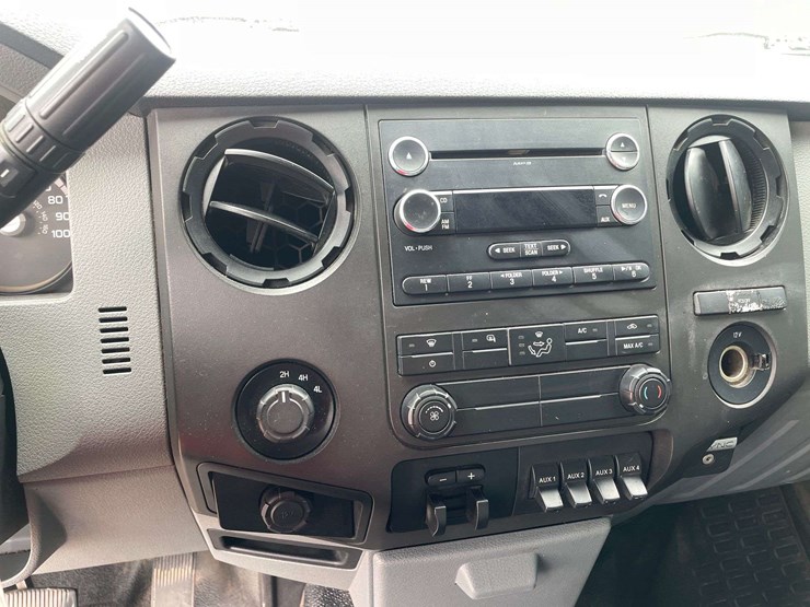 2015-ford-f350-image-13