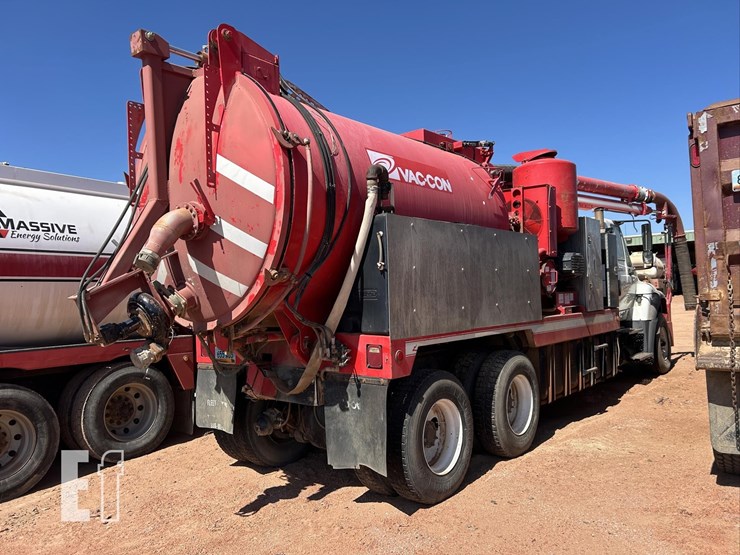 2006-international-workstar-7600-image-18