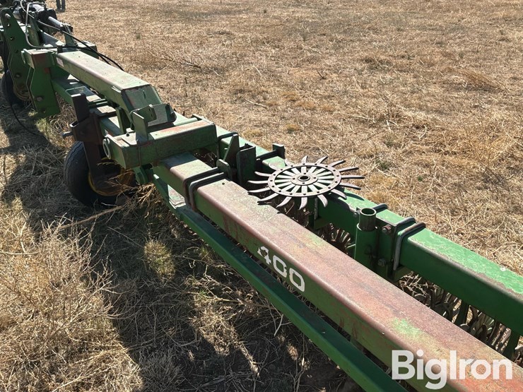 john-deere-400-image-11