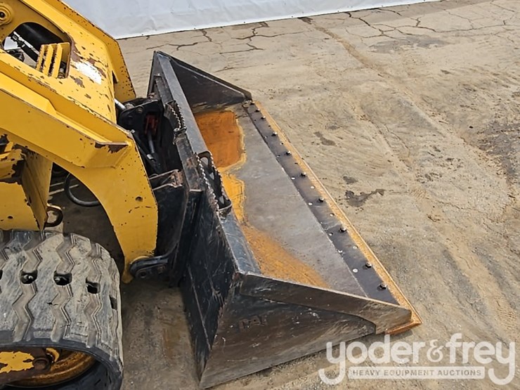 2019-caterpillar-289d-image-13