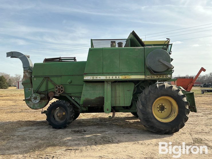 john-deere-7700-image-4