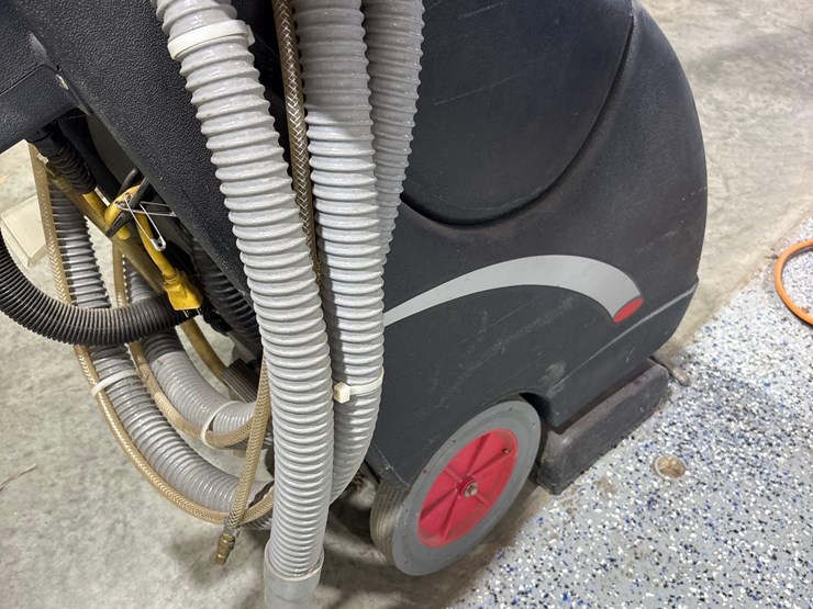 viper-model-sl-1610se-heavy-duty-carpet-cleaner-image-5