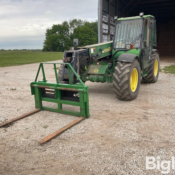 2002 JOHN DEERE 3400