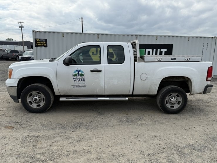 2012-gmc-sierra-extra-cab-4x4-pickup-image-7