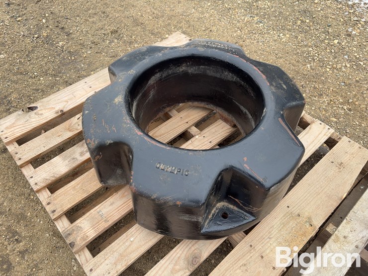 olympic-1000lb-tractor-weights-image-10