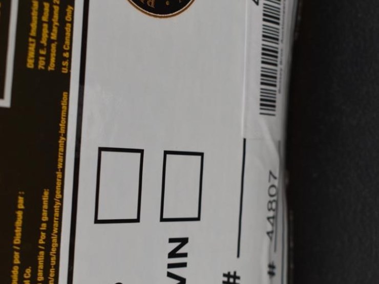 dewalt-20v-max-xr-4-tool-combo-44807-image-9